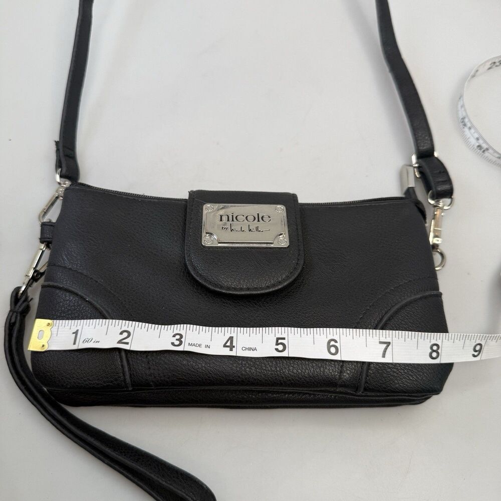 Nicole Miller Black Crossbody Wristlet Bag 3 Zip Sections Adjustable Strap EUC - Picture 12 of 15